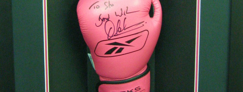 bespoke picture framing 3d objects signed boxing glove sports memorabilia